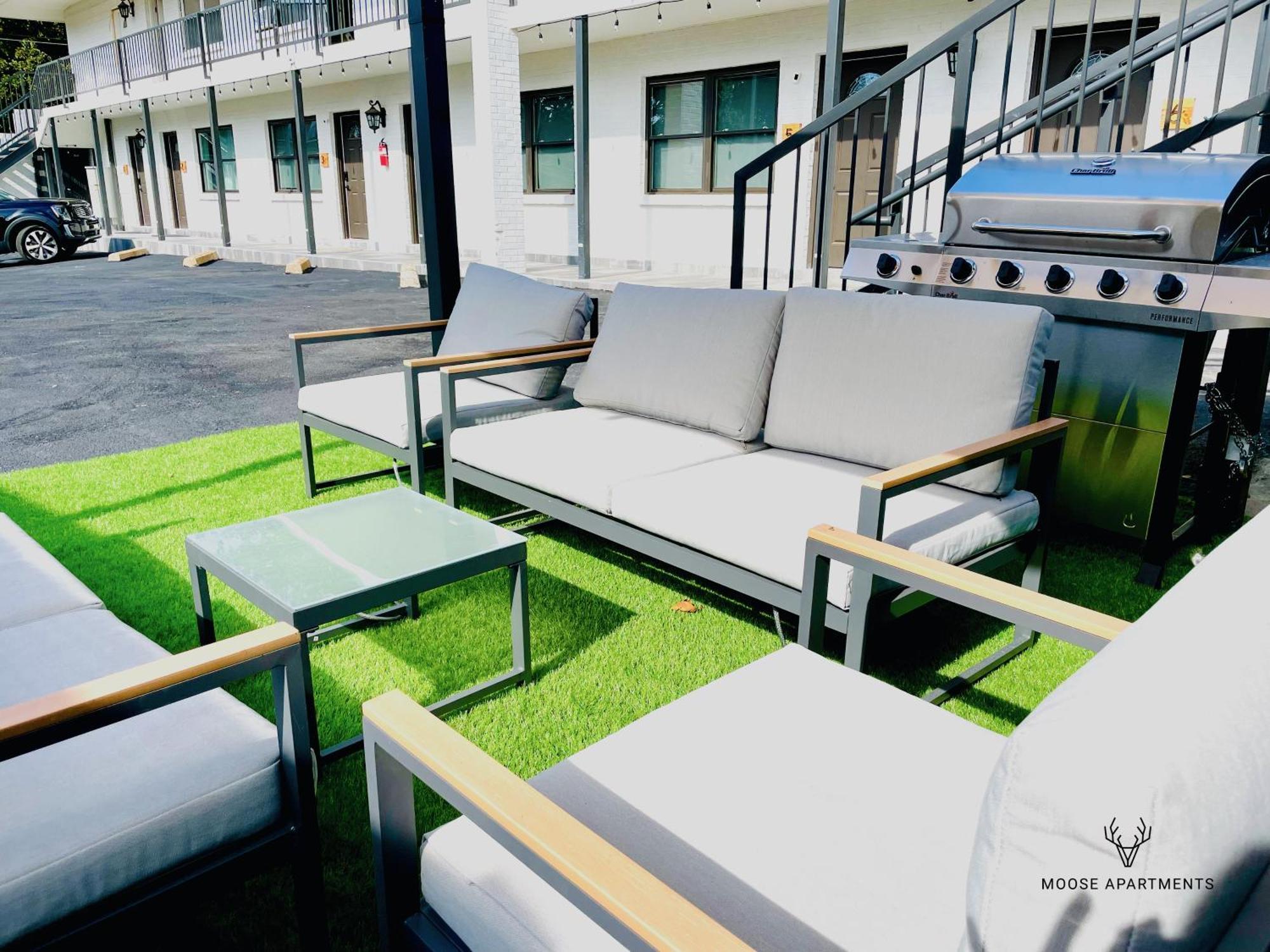 The Moose #4 - Elvis Presley King With Free Parking And Wifi Apartamento *